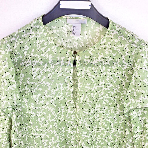 H&M Shirt Blouse Womens 6 Green Ruffle Sleeve Abstract Print Spring Keyhole - Picture 3 of 8